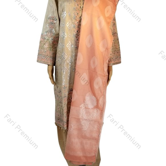 Large Pakistani Fancy Embroidered Jacquard Cotton Broshia Banarsi Shalwar Kameez - Picture 8 of 13